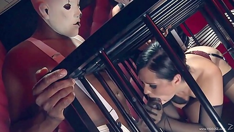 God Save The Kink Scene 5