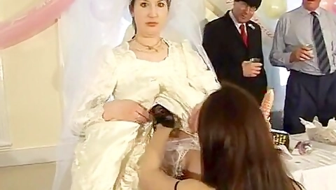 Fuck The Bride. English Amateur