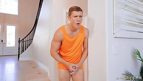 Dani Valentina And Oliver Flynn - Bbw Gets Fucked During Her Yoga Workout