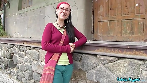 Voluptuous Hippie Girl Mind-blowing Xxx Video